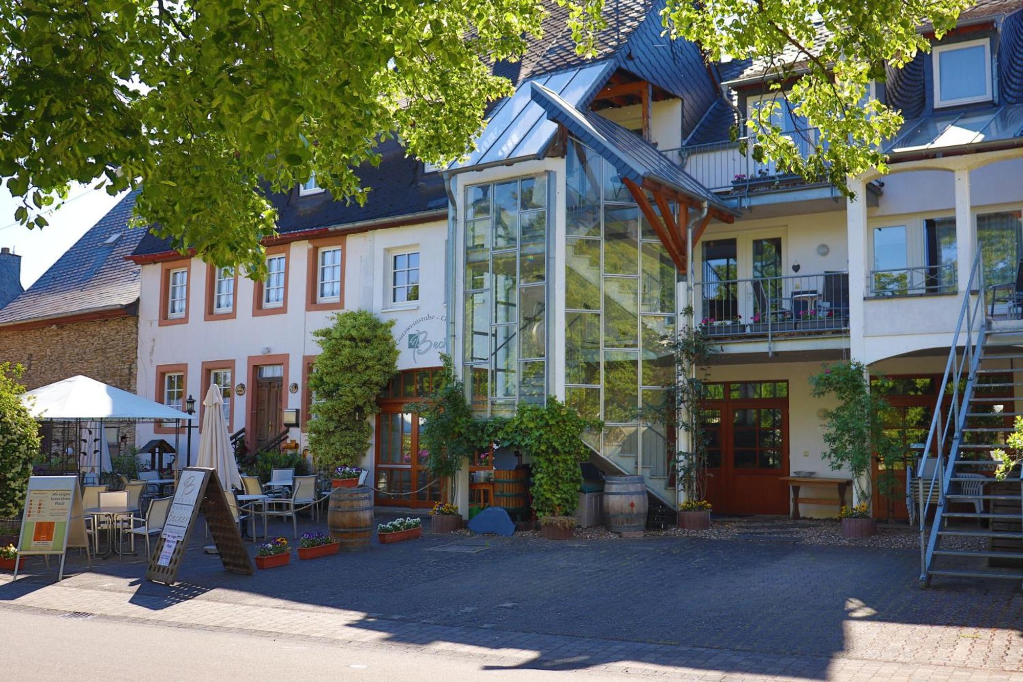 Ferienweingut & Gutsrestaurant Becker Daire Burgen  Dış mekan fotoğraf