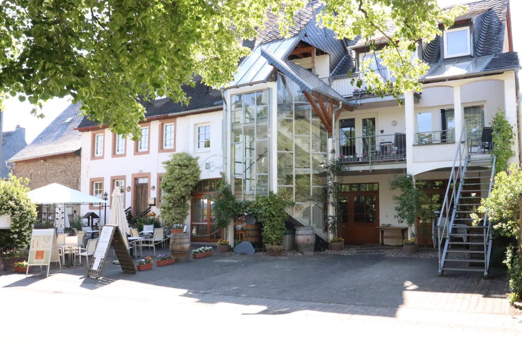 Ferienweingut & Gutsrestaurant Becker Daire Burgen  Dış mekan fotoğraf